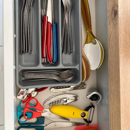 Amicie 27m2, Balcon Couvert, Pres Centre-gare-cathedrale, Wifi דירה ריימס