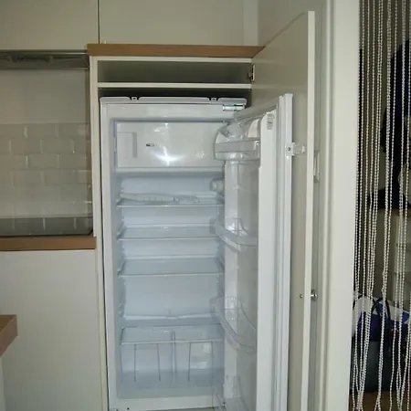 Amicie 27m2, Balcon Couvert, Pres Centre-gare-cathedrale, Wifi *