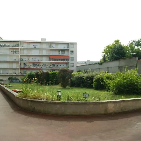 Amicie 27m2, Balcon Couvert, Près Centre-gare-cathédrale, Wifi *
