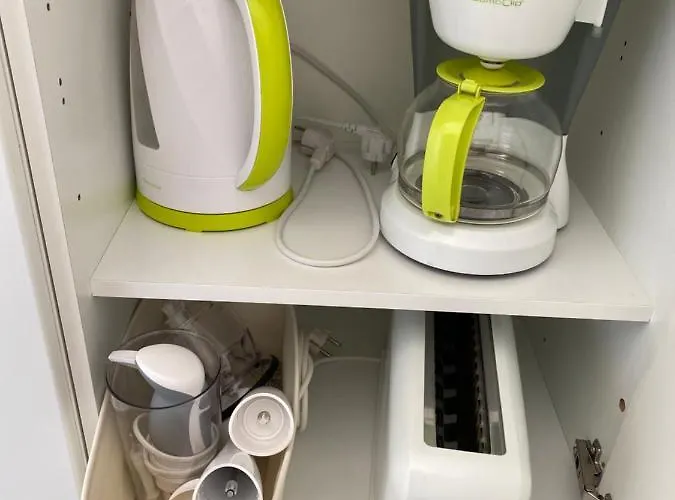 Apartment Amicie 27m2, Balcon Couvert, Pres Centre-gare-cathedrale, Wifi